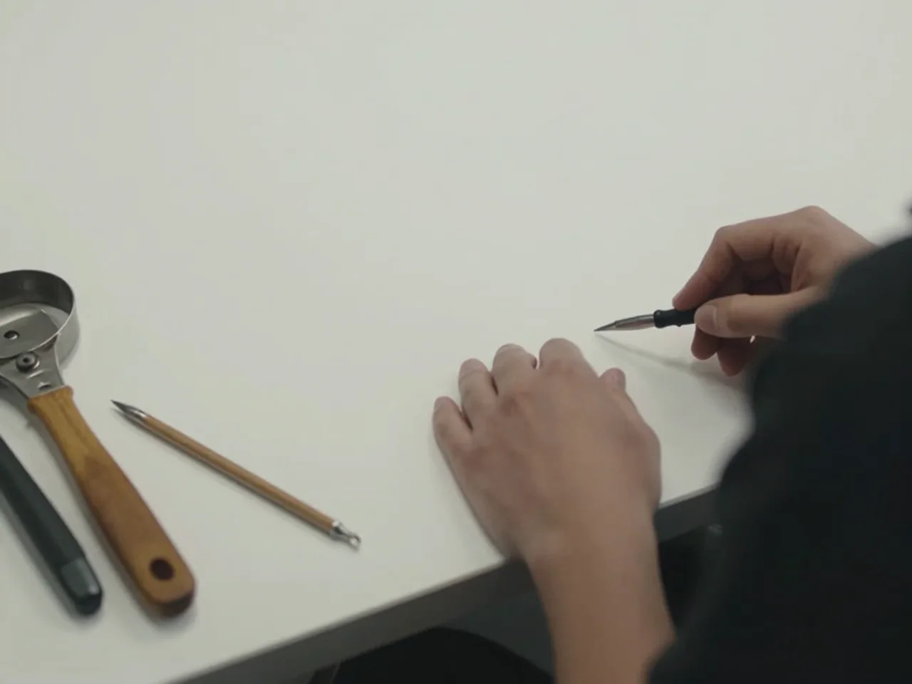 Terzi Ayhan, Tailor