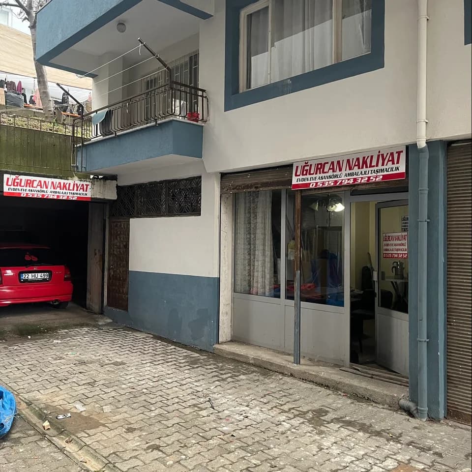 ÜNYE UĞURCAN NAKLIYAT EVDEN EVE ASANSÖRLÜ AMBALAJLI TAŞIMACILIK, Araç Taşıma