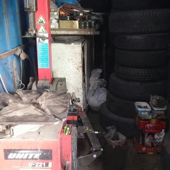 Lastikçi Sadık Usta, Tire Shop